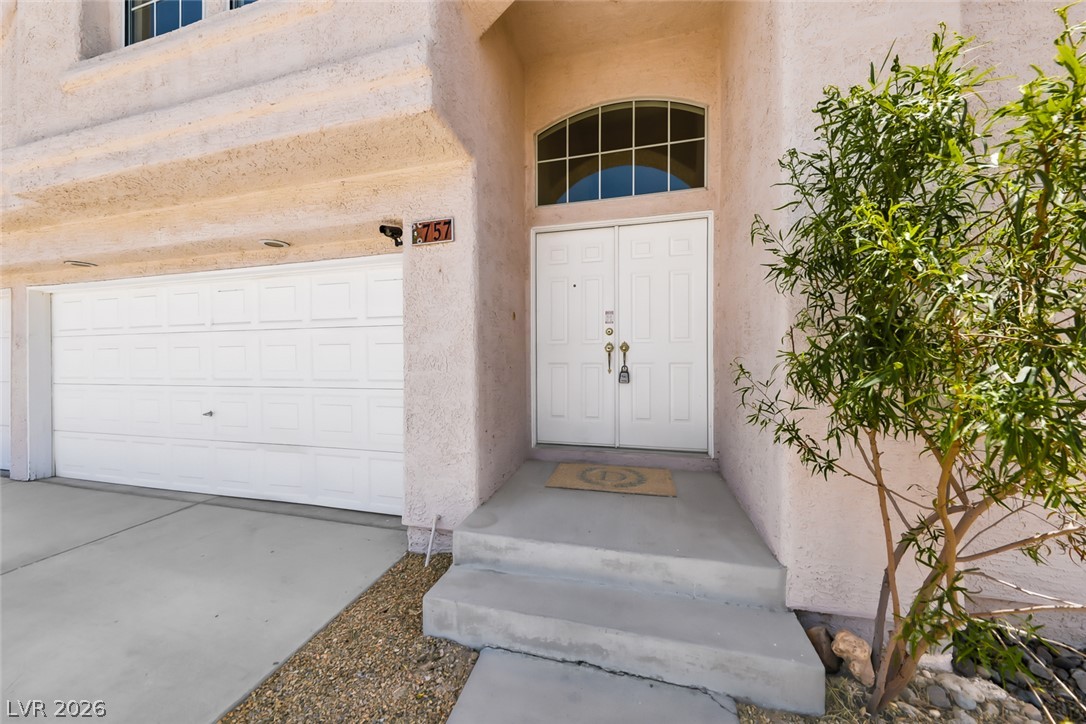 757 Canyon Crest Drive