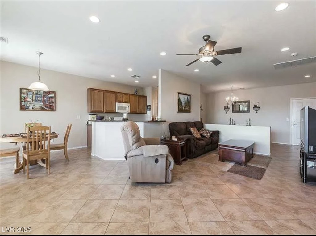 Properties 2 2473 Luminous Stars Street