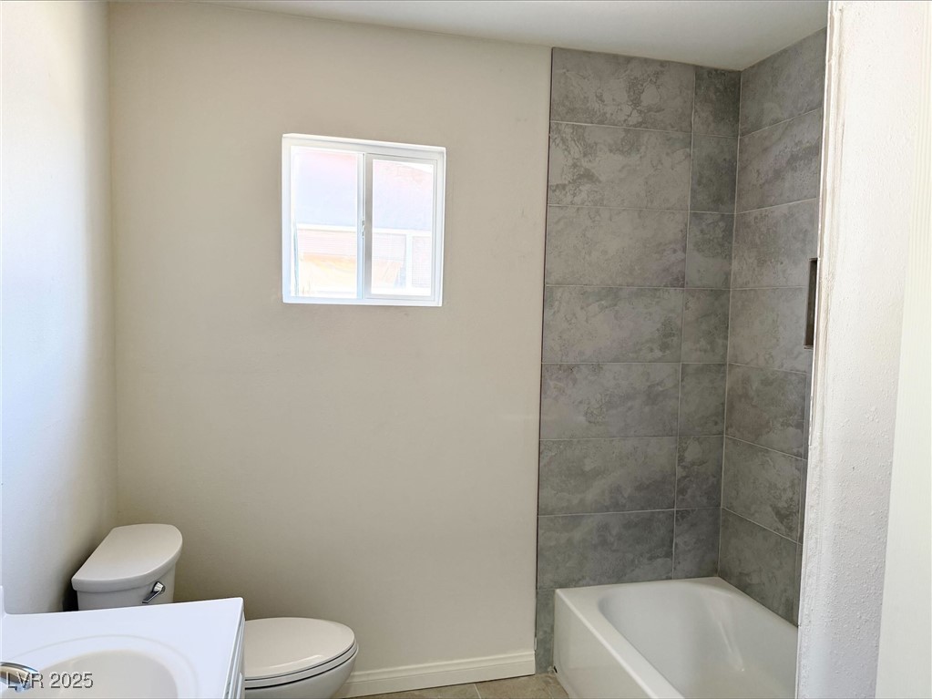 Las Vegas, Nevada 89107, United States, 3 Bedrooms Bedrooms, ,2 BathroomsBathrooms,Residential,Active,153614