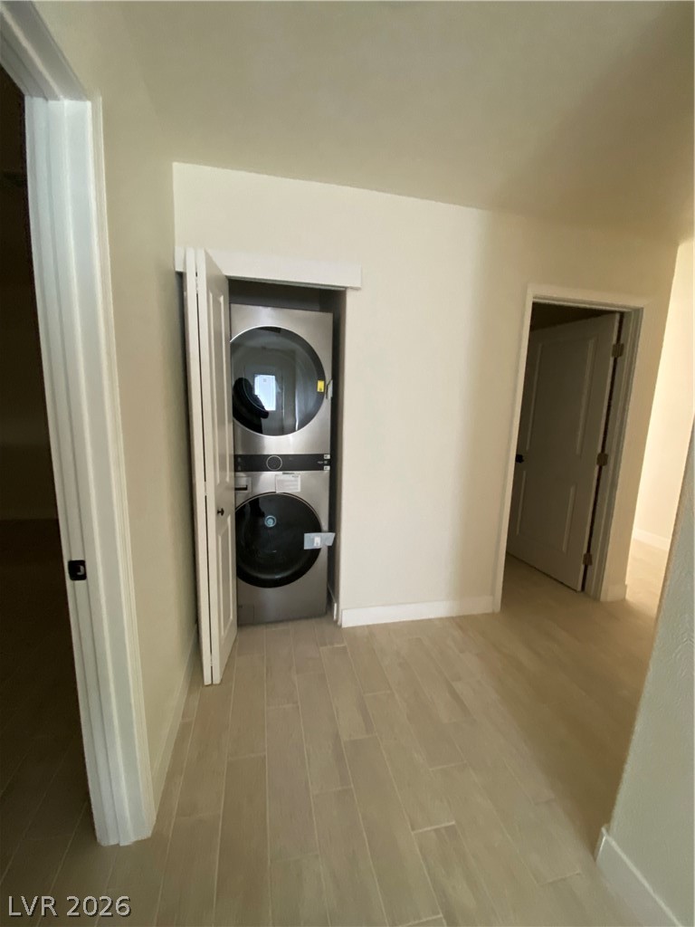 3431 N JOANITA Street