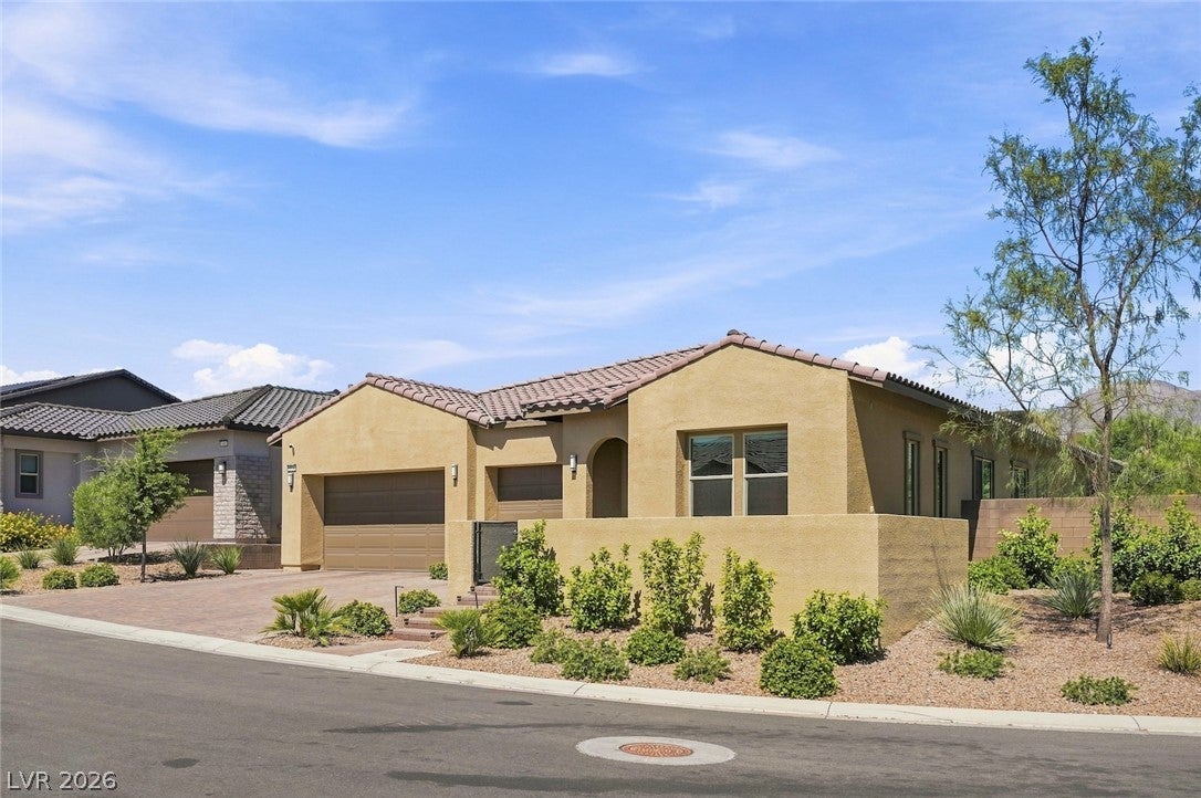 373 Jackalberry Street