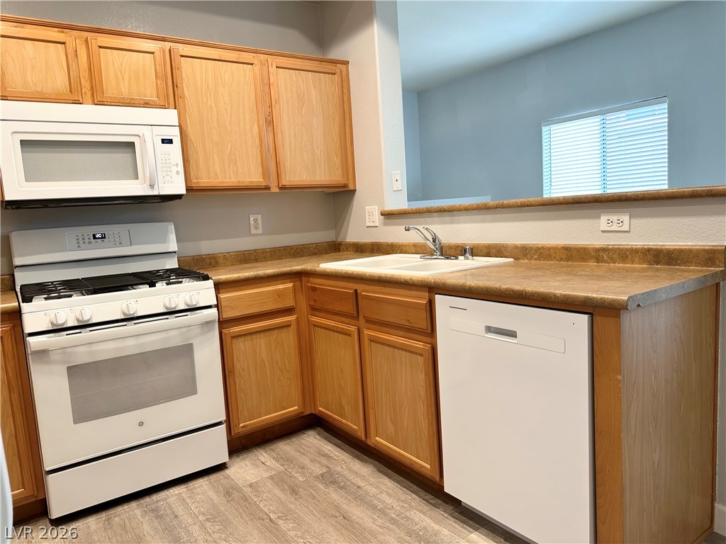 3480 Cactus Shadow Street 103