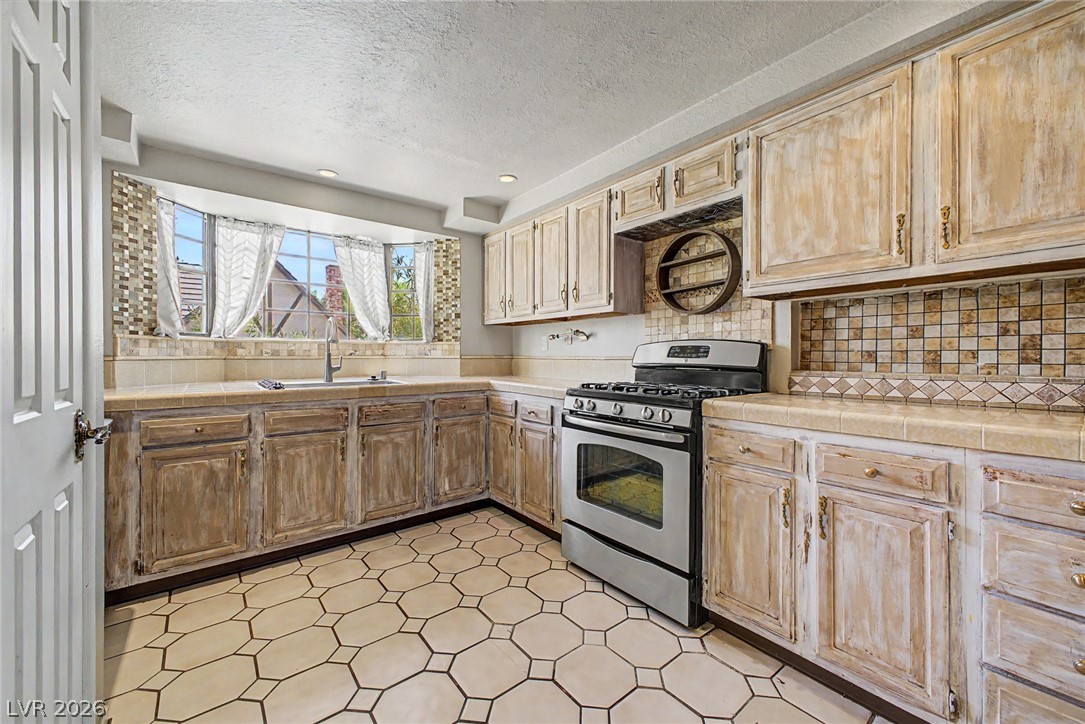 3979 Salisbury Place
