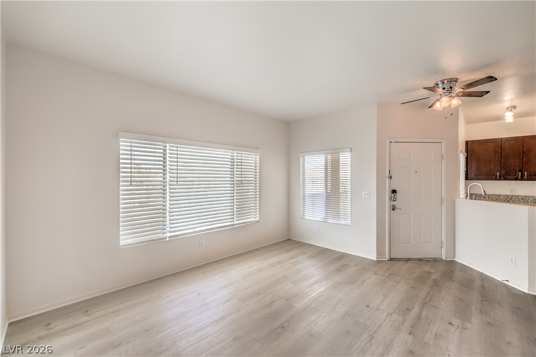 251 S Green Valley Parkway 1421