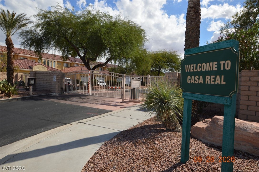 3553 E Casa Real Way