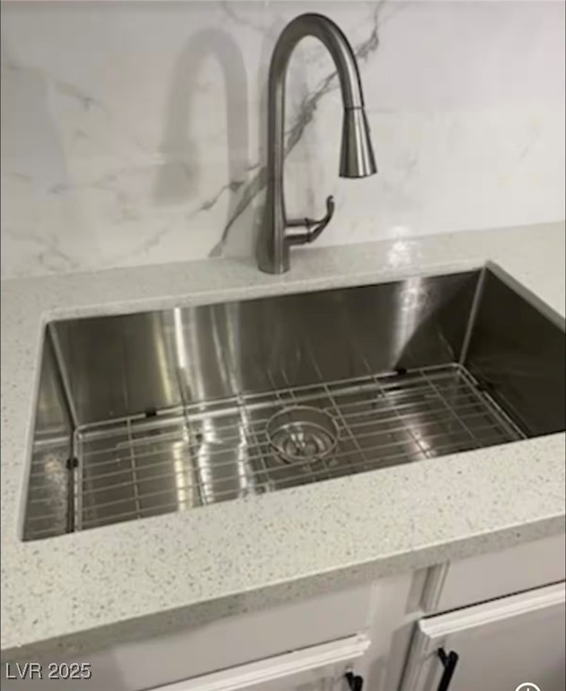 615 S Royal Crest Circle 8