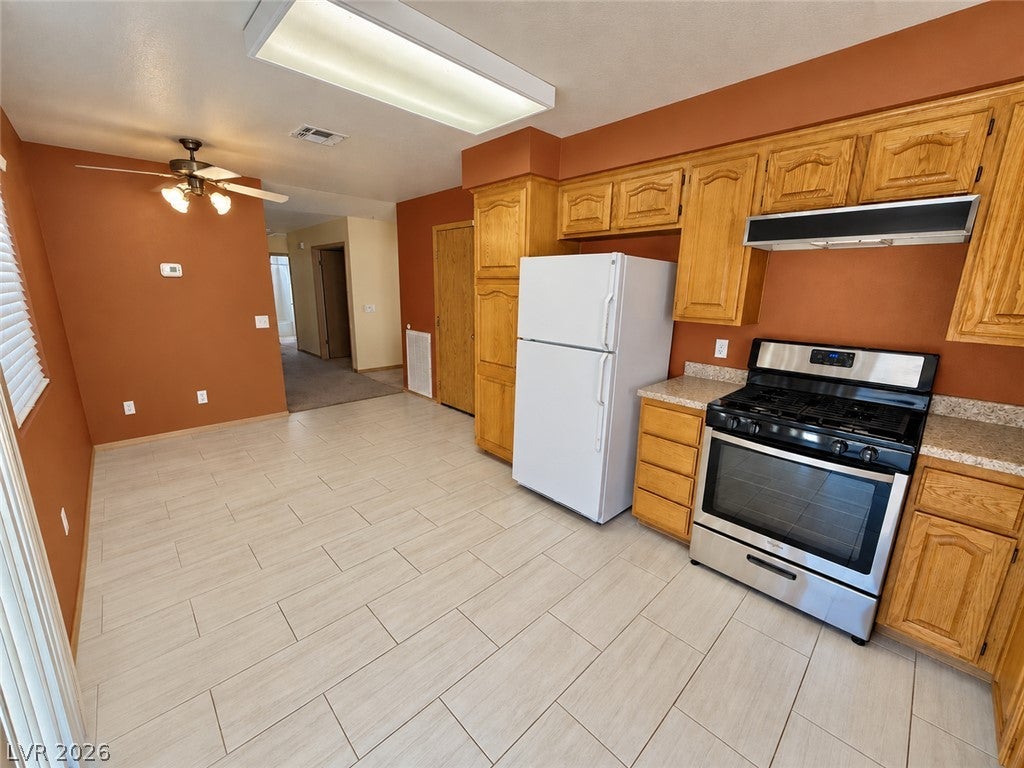 325 W Chesapeake Way
