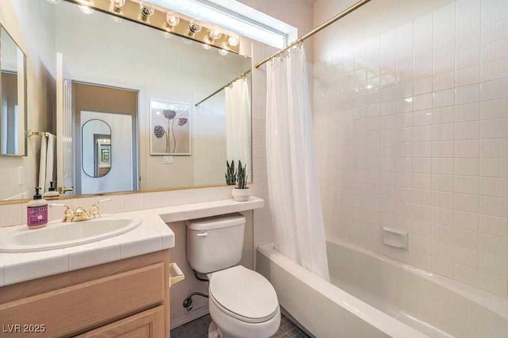 2128 Eaglepath Circle, Henderson, Nevada image 28