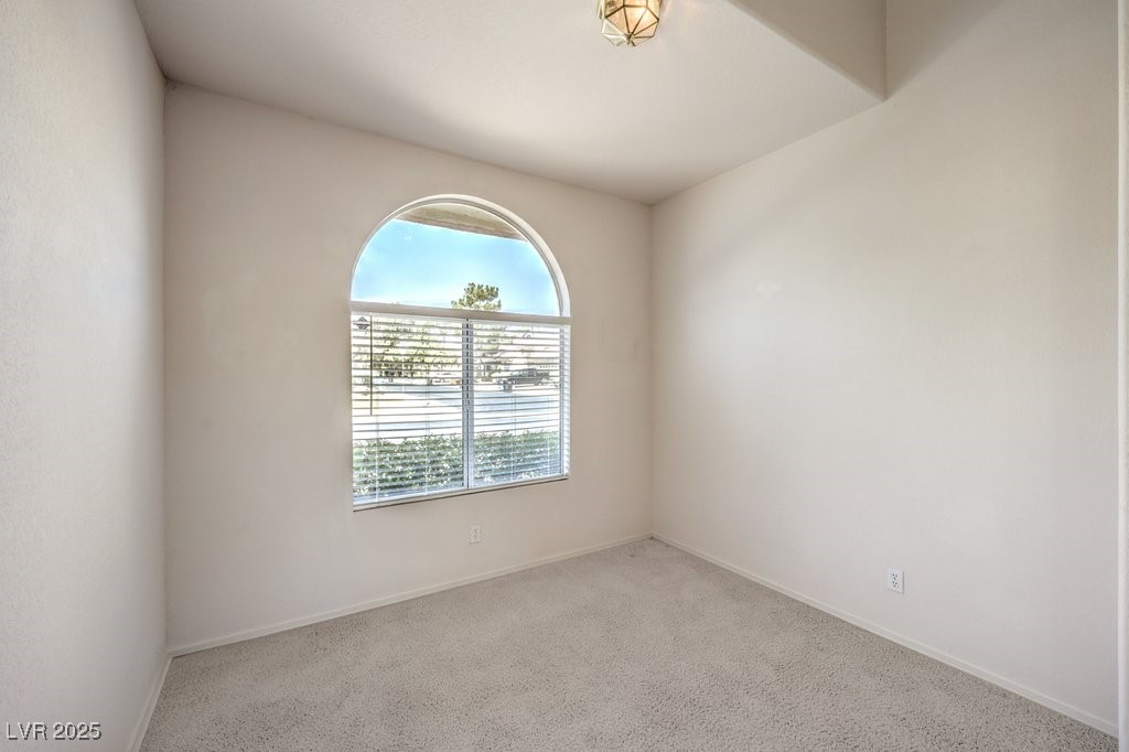2128 Eaglepath Circle, Henderson, Nevada image 25