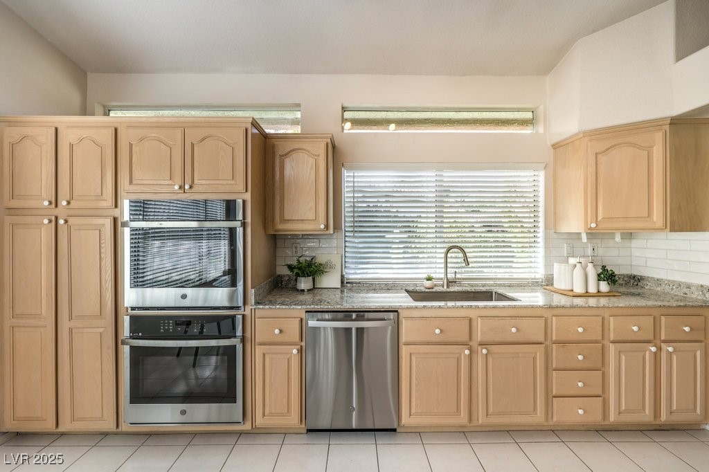 2128 Eaglepath Circle, Henderson, Nevada image 17