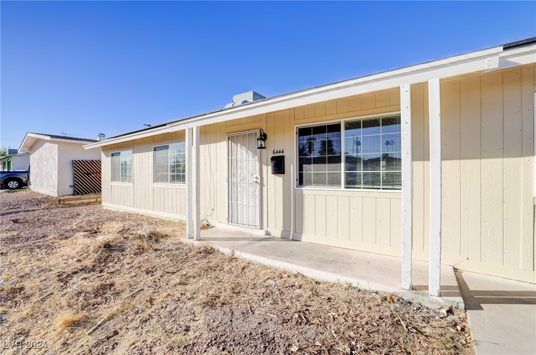 Las Vegas, Nevada 89107, United States, 3 Bedrooms Bedrooms, ,2 BathroomsBathrooms,Residential,Active,35313