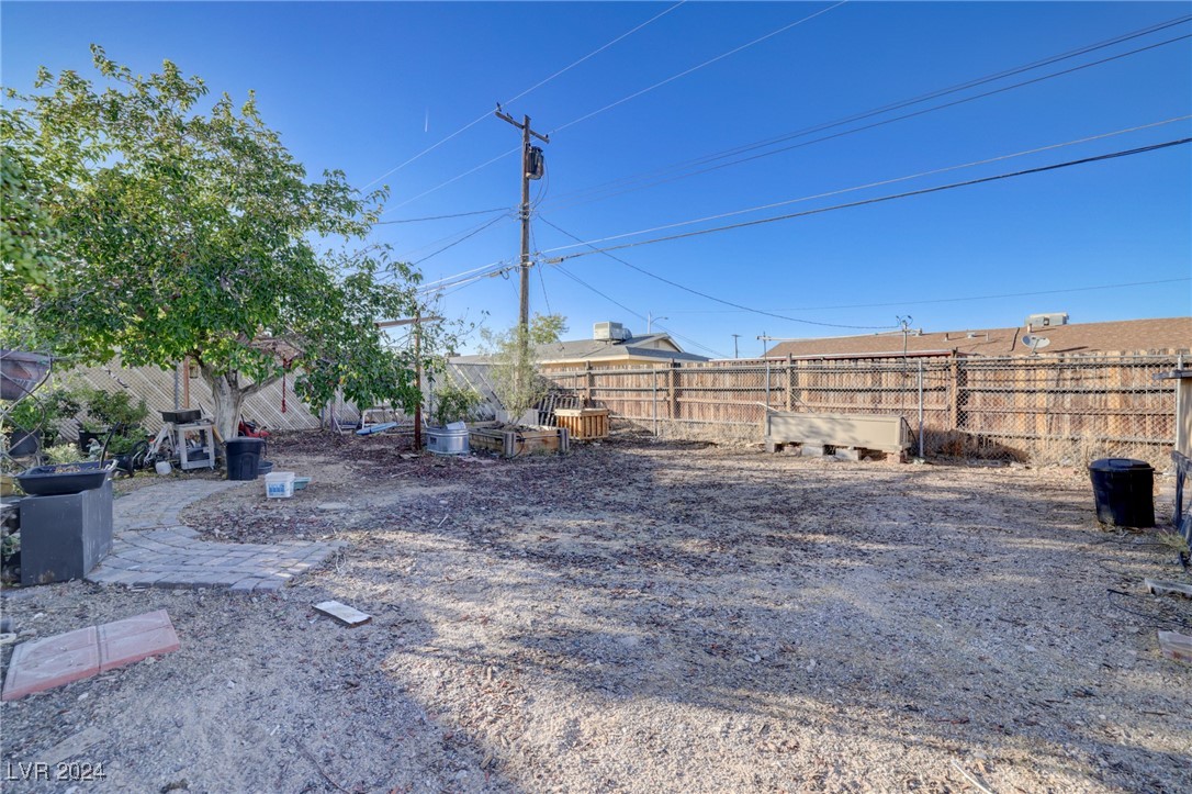 Las Vegas, Nevada 89107, United States, 3 Bedrooms Bedrooms, ,2 BathroomsBathrooms,Residential,Active,35313