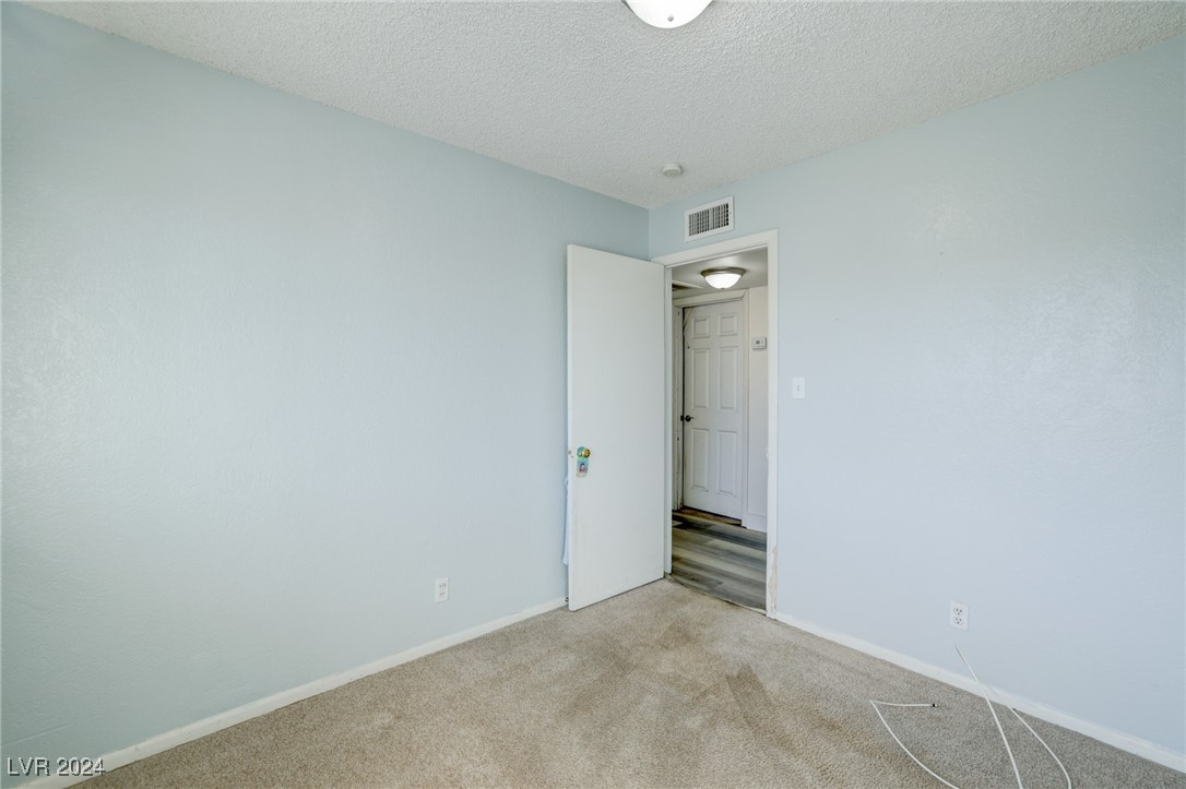 Las Vegas, Nevada 89107, United States, 3 Bedrooms Bedrooms, ,2 BathroomsBathrooms,Residential,Active,35313