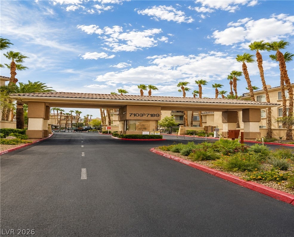 7127 S Durango Drive 203