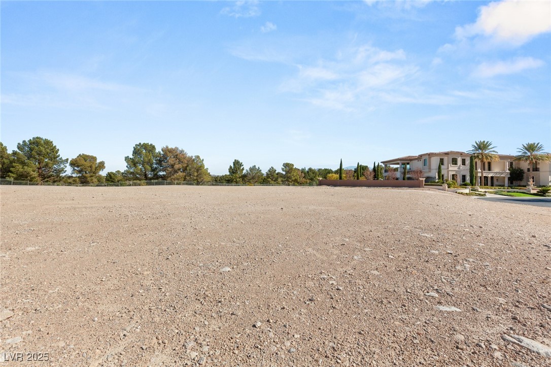 6 Eagles Landing Lane, Las Vegas, Nevada image 14