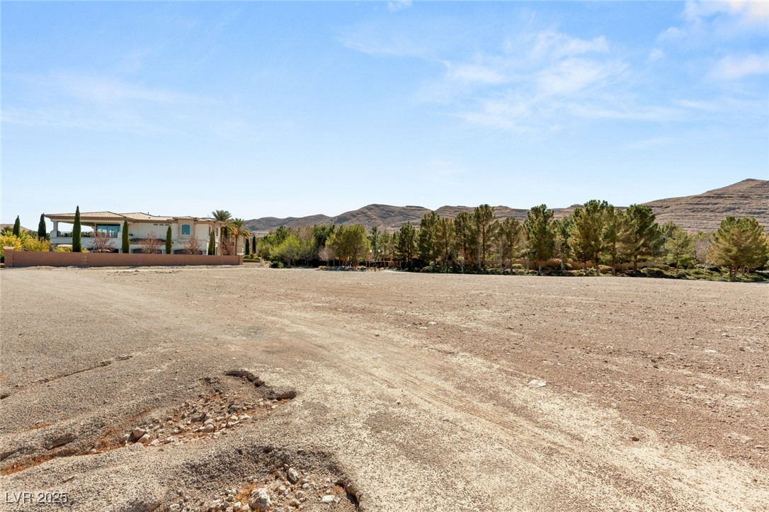 6 Eagles Landing Lane, Las Vegas, Nevada image 15