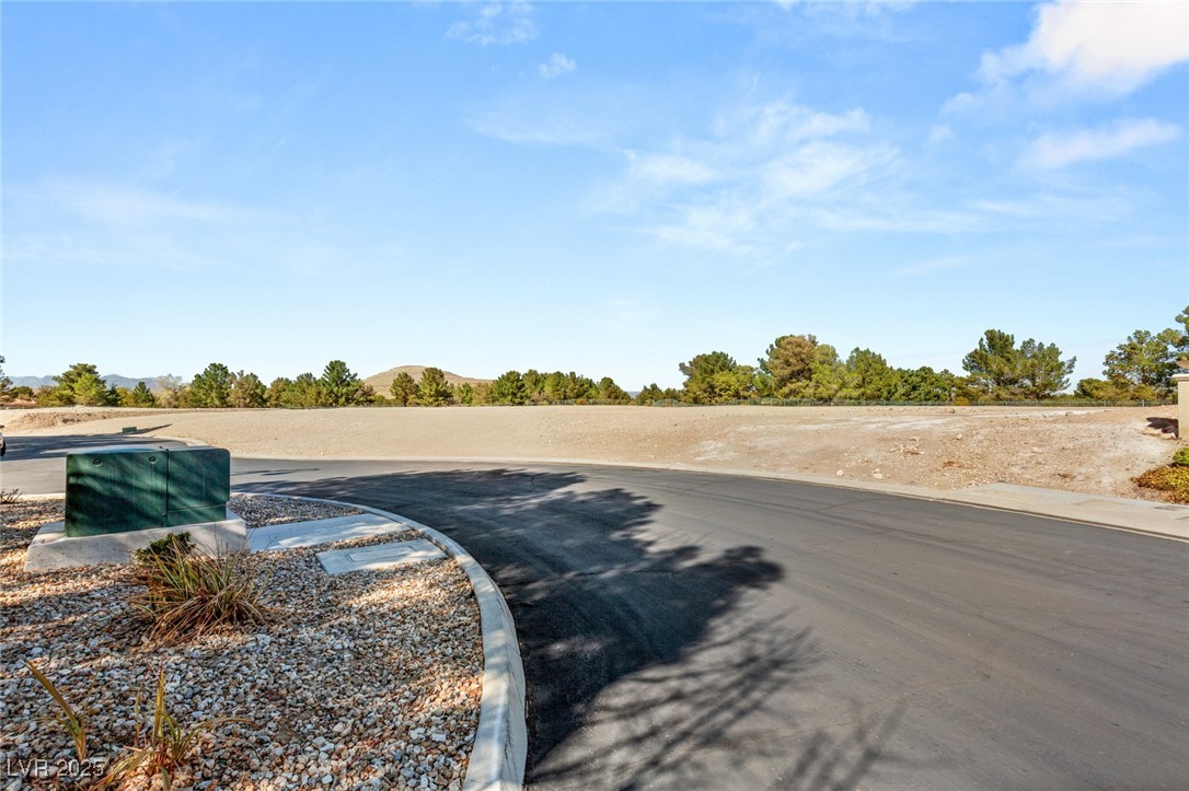 6 Eagles Landing Lane, Las Vegas, Nevada image 17