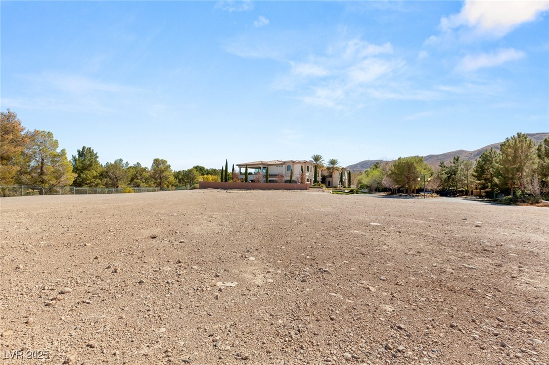 6 Eagles Landing Lane, Las Vegas, Nevada image 6