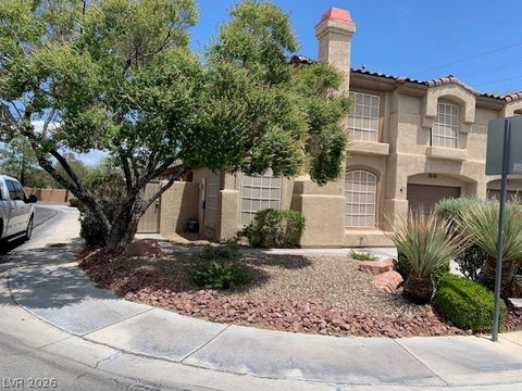 Townhouse For Rent - 7604 Almeria Avenue<br/> Clark County, Las Vegas, NV 89128