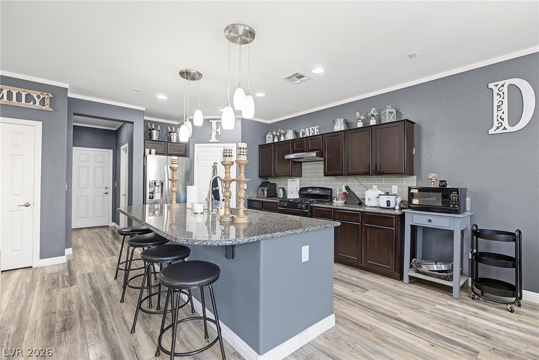 2737 Council Crest Court