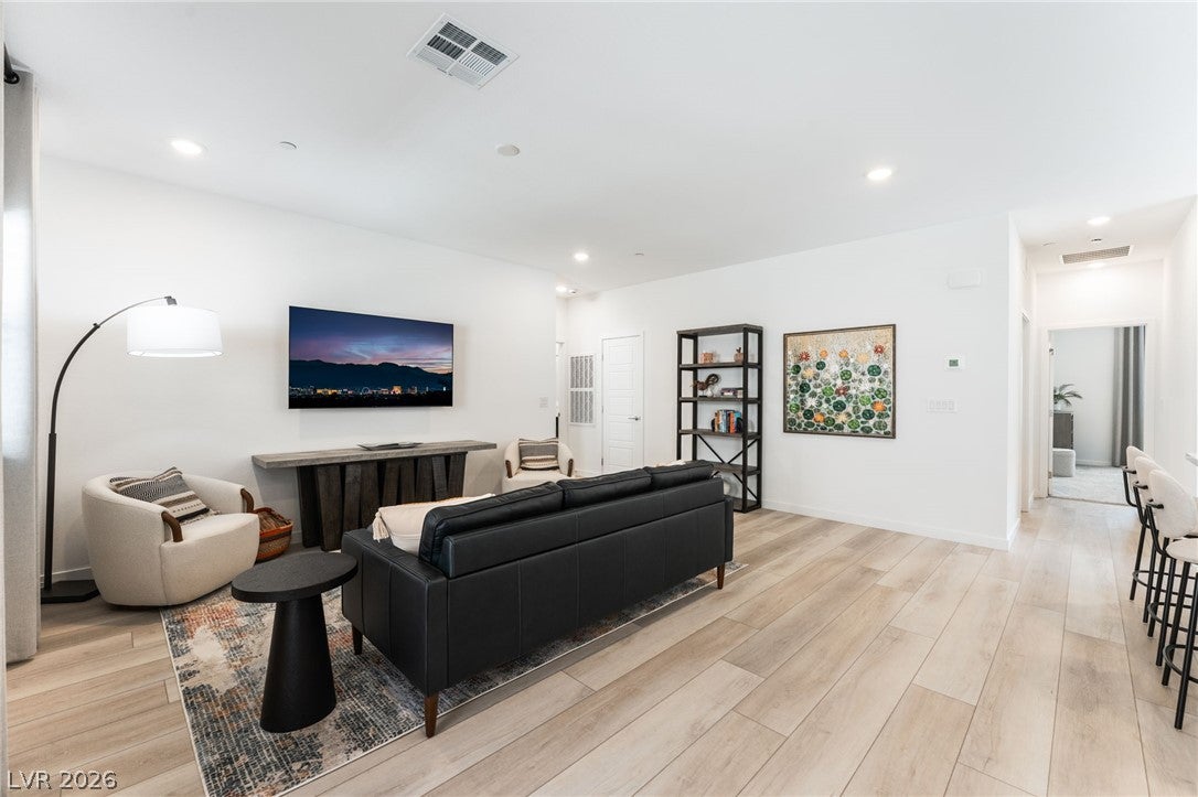 897 Elmwood Forest Lane