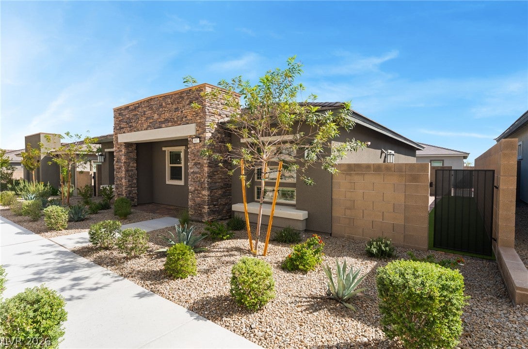 897 Elmwood Forest Lane