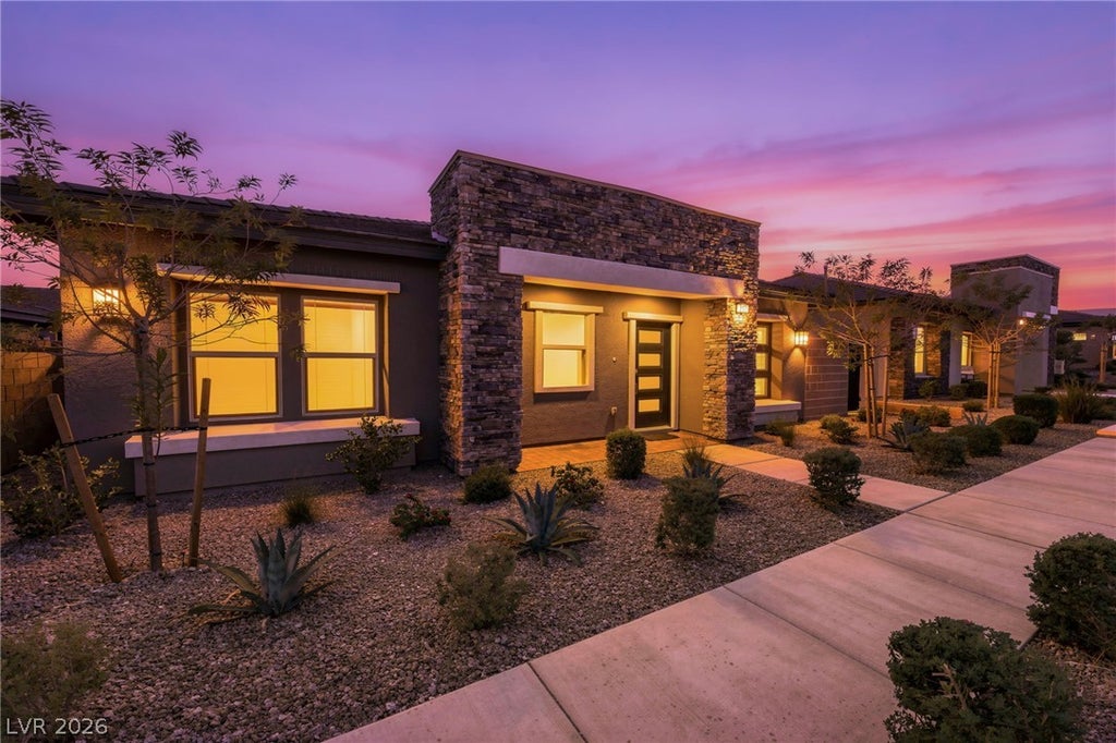 Photo of 897 Elmwood Forest Lane, Las Vegas, NV 89138 (MLS # 2828430)