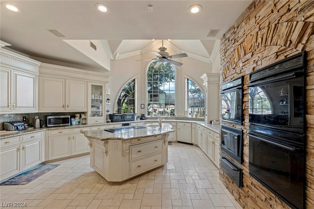 3910 E Russell Road, Las Vegas, Nevada image 23