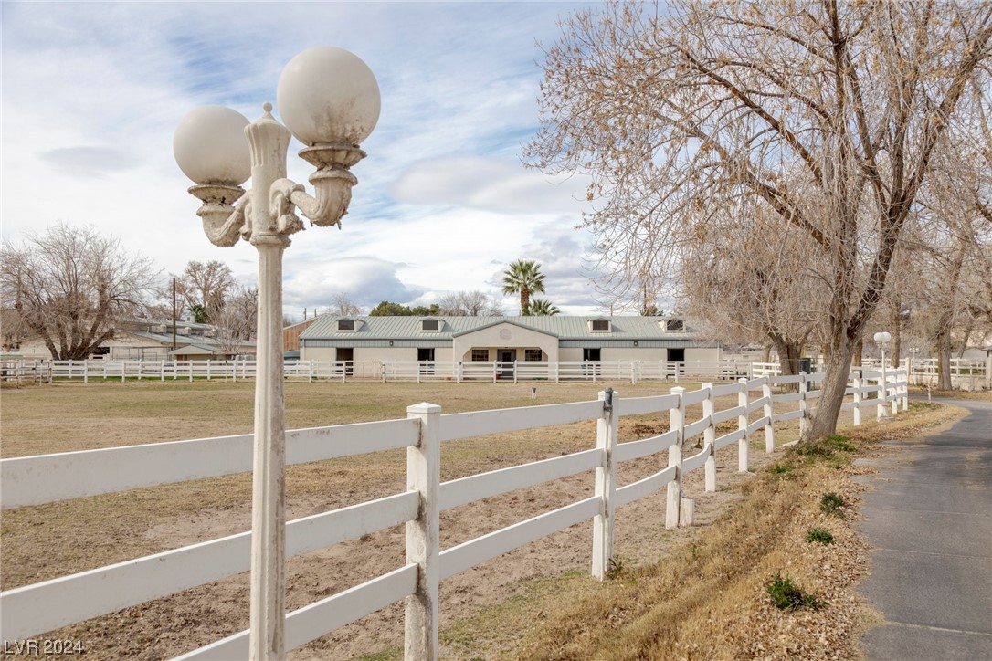3910 E Russell Road, Las Vegas, Nevada image 7