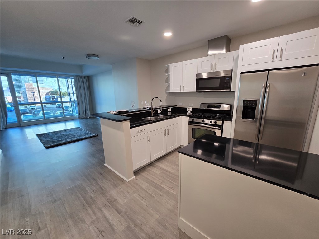 4525 Dean Martin Drive 503