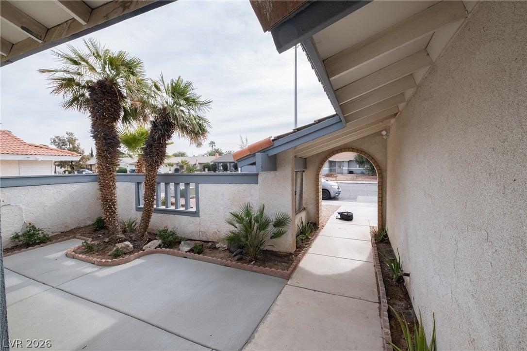6356 W Viking Road