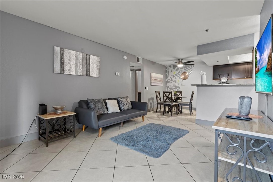 4200 S Valley View Boulevard 1007