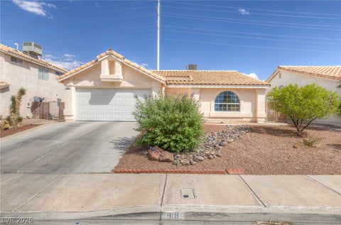 Photo of 918 Ambusher Street, Henderson, NV 89014 (MLS # 2820107)
