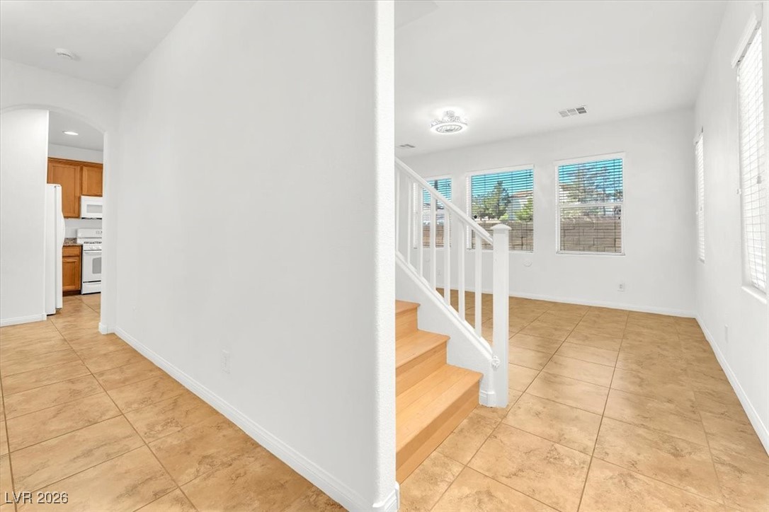 7931 Kelburn Hill Street