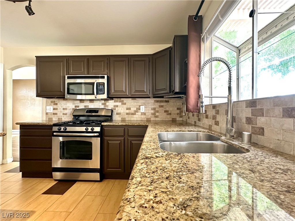 Las Vegas, Nevada 89134, United States, 3 Bedrooms Bedrooms, ,3 BathroomsBathrooms,Residential,Active,225475