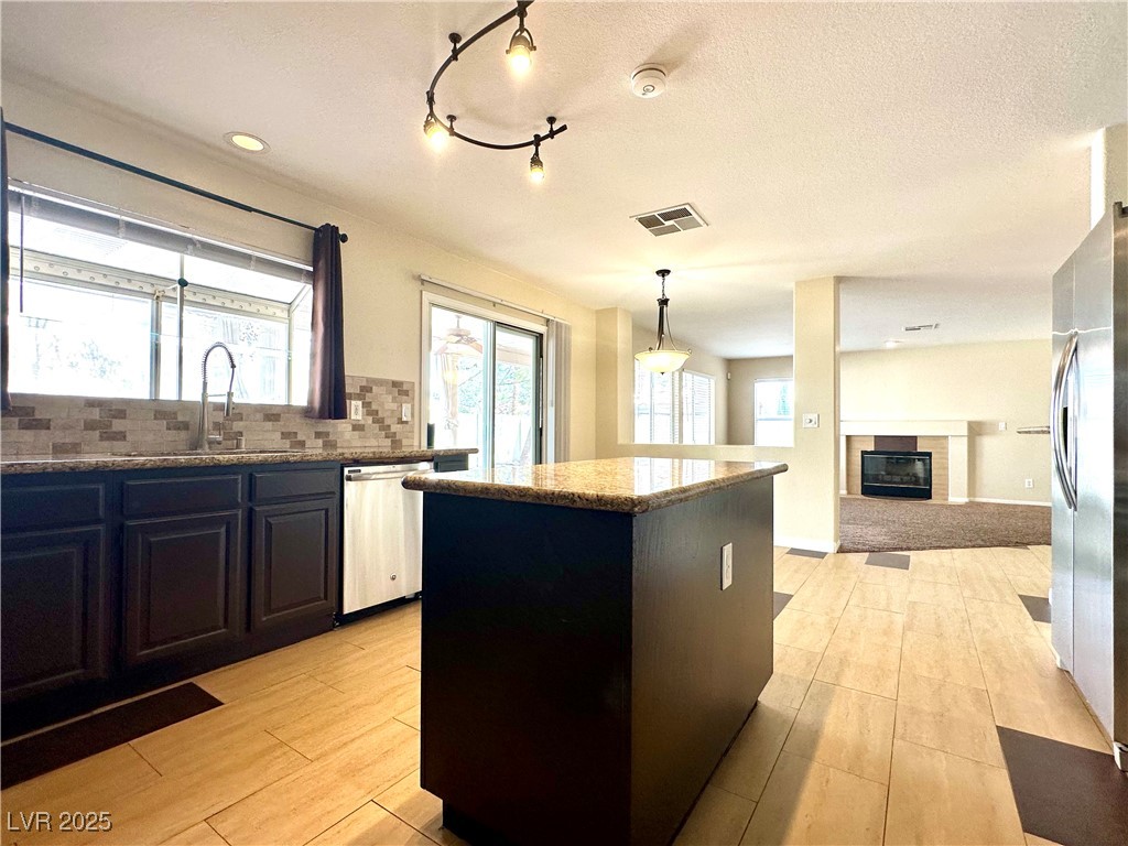 Las Vegas, Nevada 89134, United States, 3 Bedrooms Bedrooms, ,3 BathroomsBathrooms,Residential,Active,225475