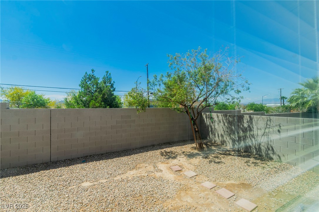 6829 Painted Morning Avenue, Las Vegas, Nevada image 25