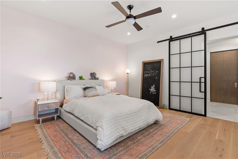 Tiny photo for 6 Vista Crescent Court, Henderson, NV 89012 (MLS # 2752951)
