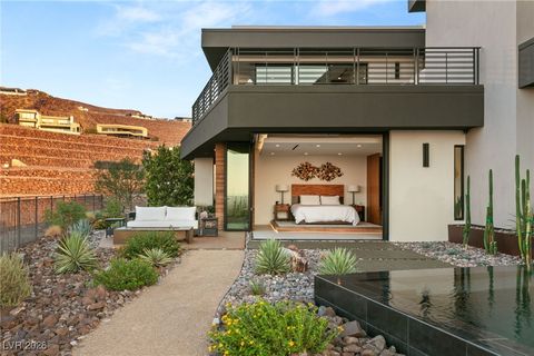 Tiny photo for 6 Vista Crescent Court, Henderson, NV 89012 (MLS # 2752951)