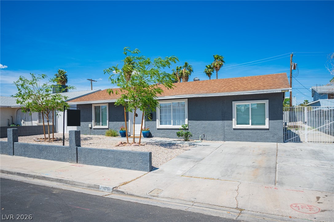 2925 Demetrius Avenue