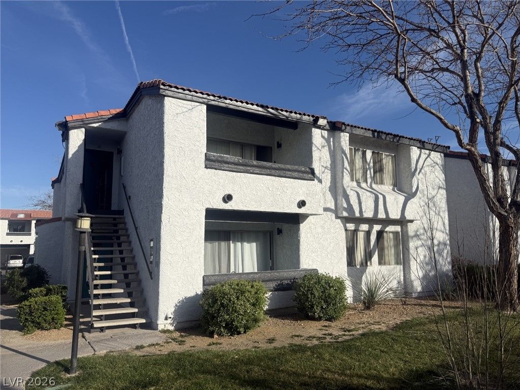 Photo of 1455 E Katie Avenue #L23, Las Vegas, NV 89119 (MLS # 2775654)