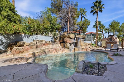 Tiny photo for 8632 Canyon View Drive, Las Vegas, NV 89117 (MLS # 2763250)