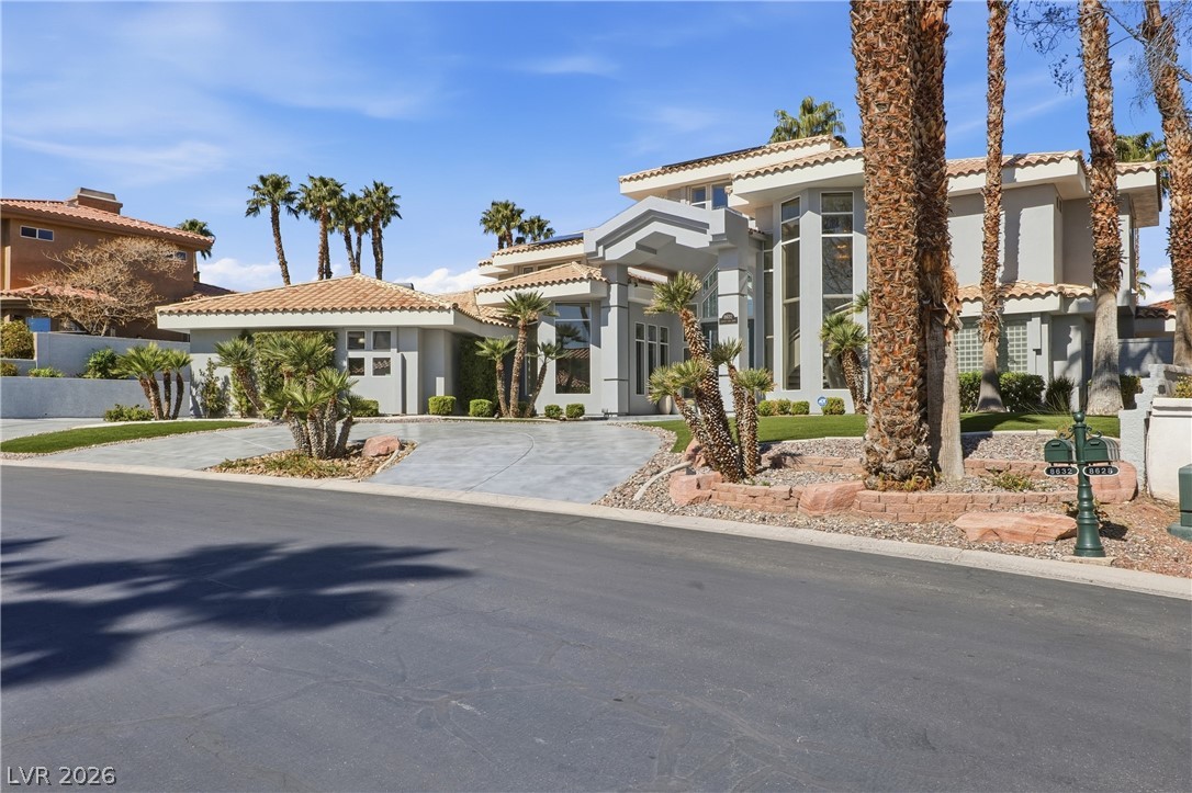 8632 Canyon View Drive