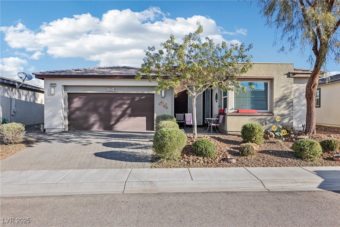 4914 E Beacon Ridge Drive