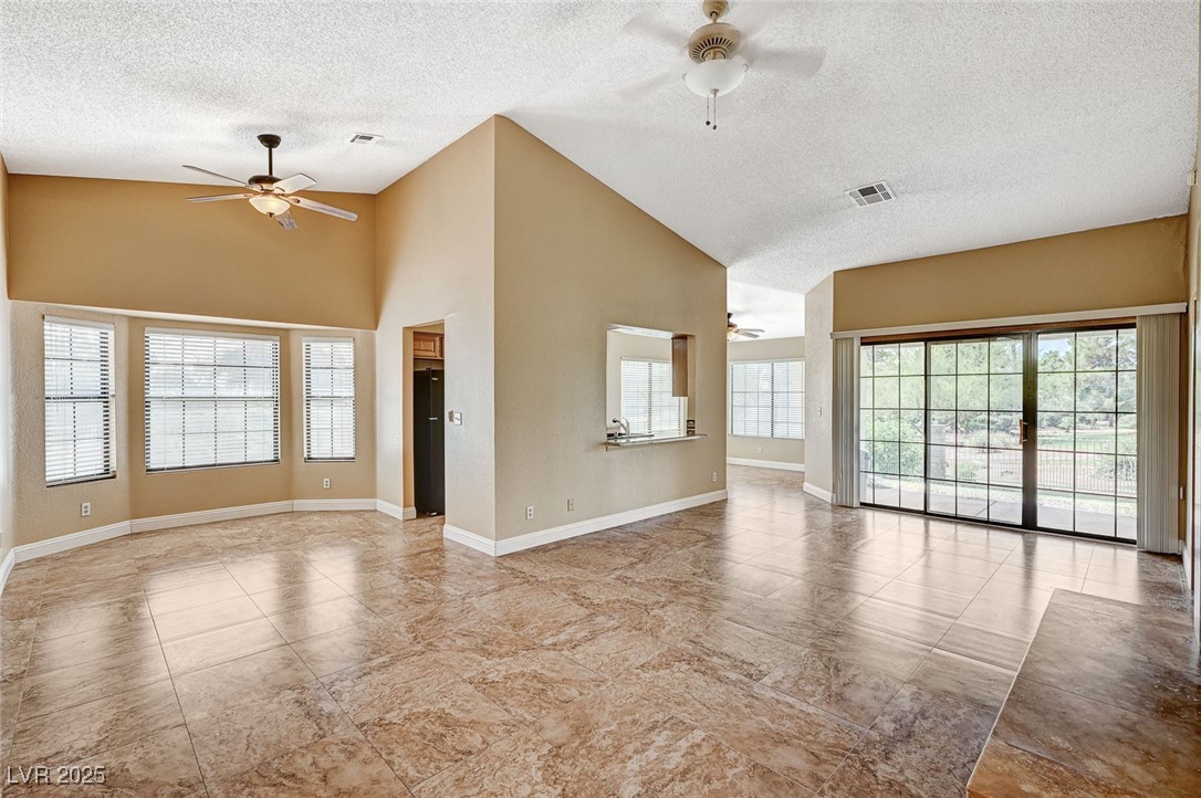 Properties 4 5401 Broadwater Lane
