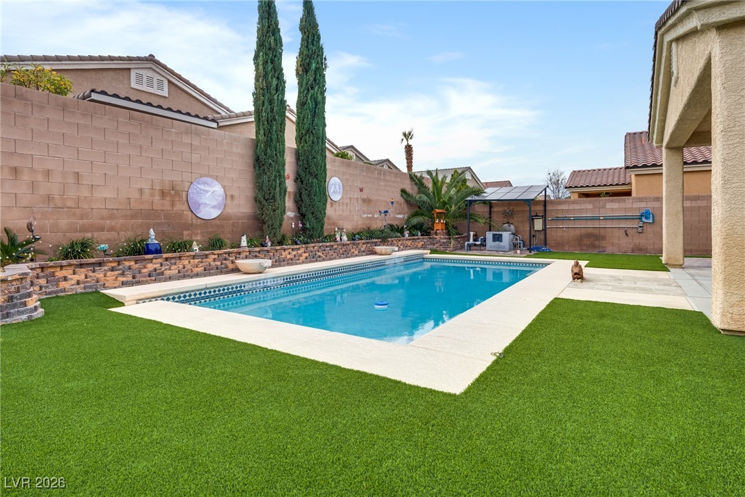 83 Buckthorn Ridge Court