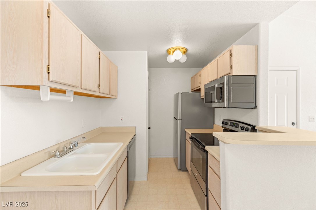 Las Vegas, Nevada 89118, United States, 1 Bedroom Bedrooms, ,1 BathroomBathrooms,Residential,Active,245226