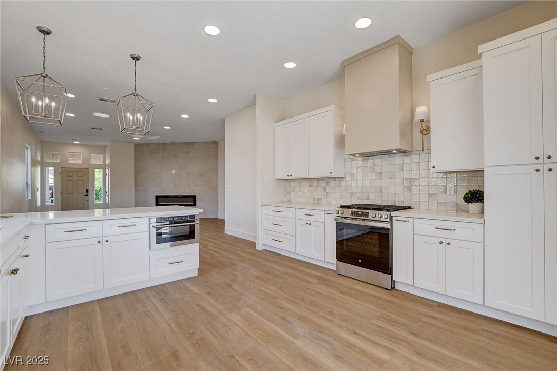 1506 Camino Summit Avenue, Henderson, Nevada image 4