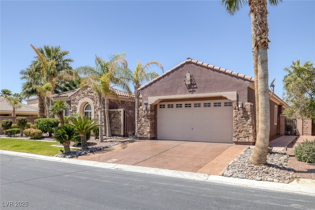 8209 Chapelle Court
