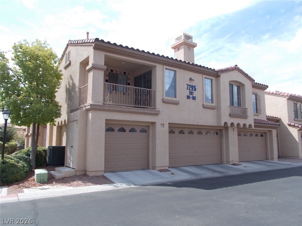 7295 Diamond Canyon Lane 202